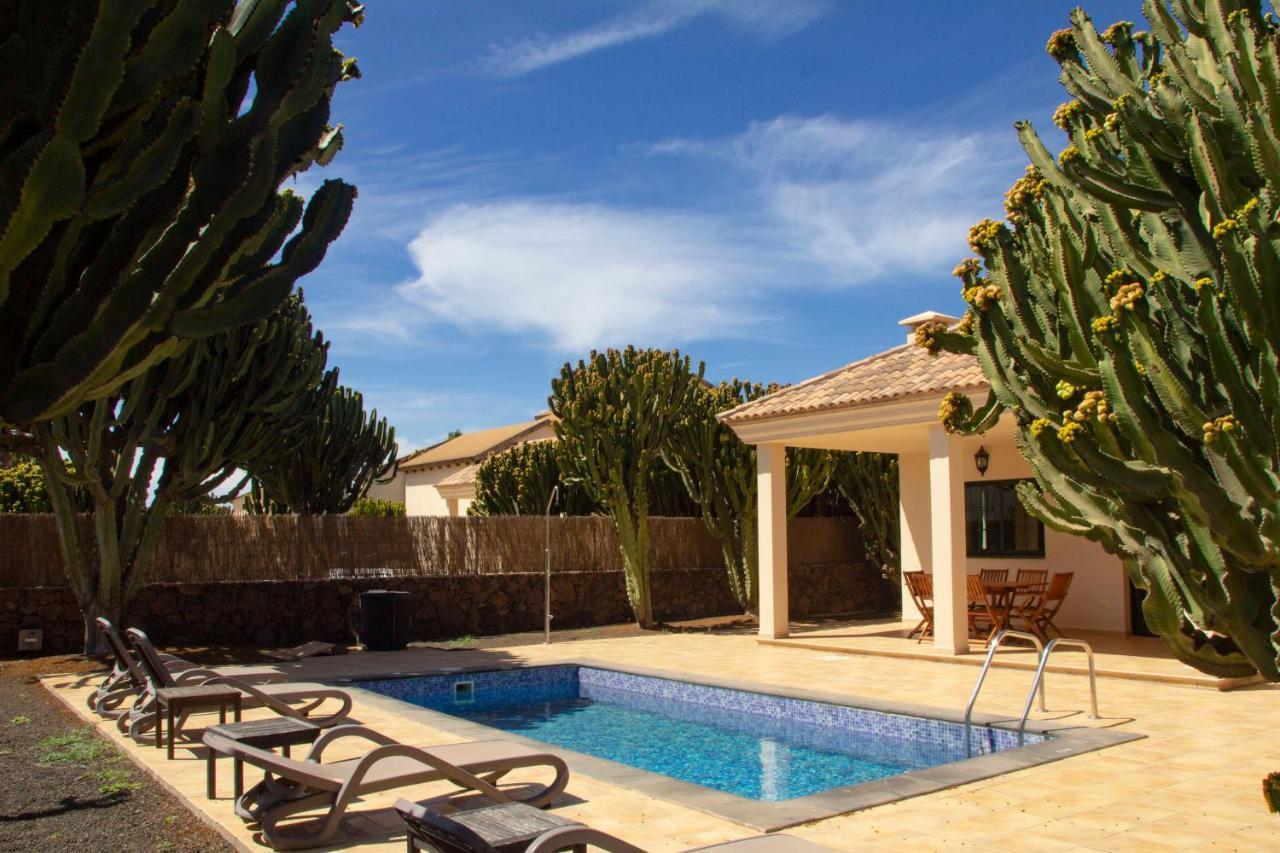 Villas Oasis Casa Vieja La Oliva Εξωτερικό φωτογραφία