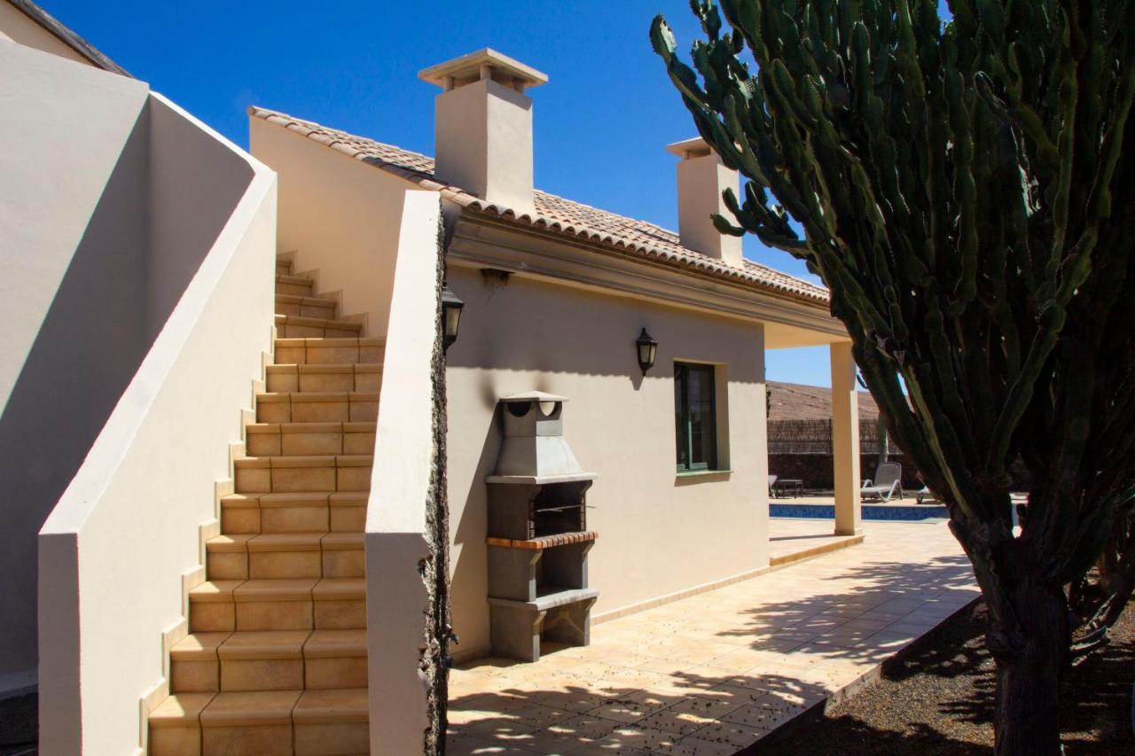 Villas Oasis Casa Vieja La Oliva Εξωτερικό φωτογραφία